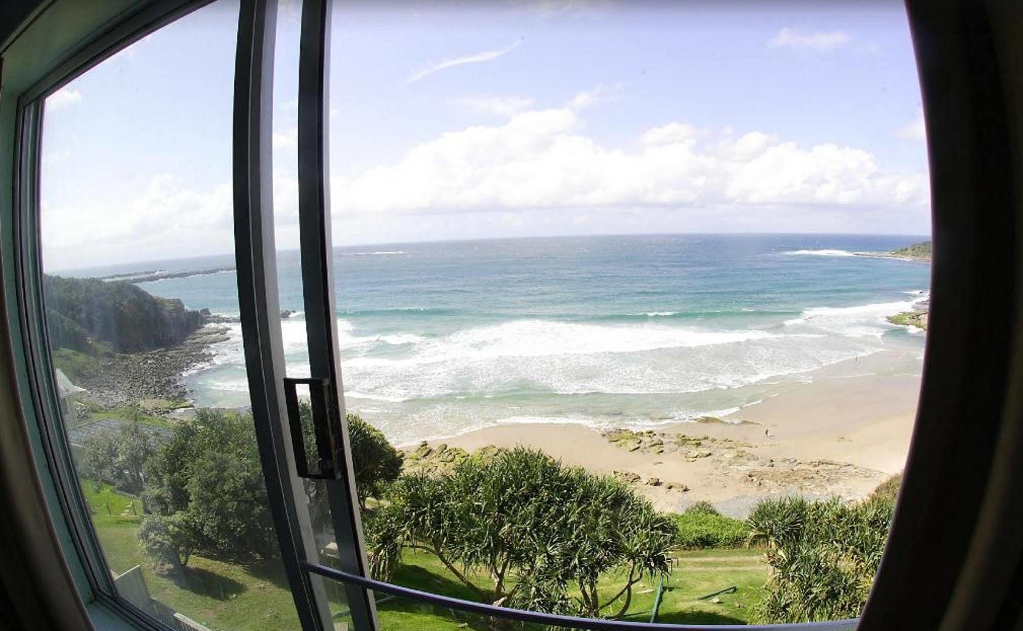 Pacific Hotel Yamba Bagian luar foto