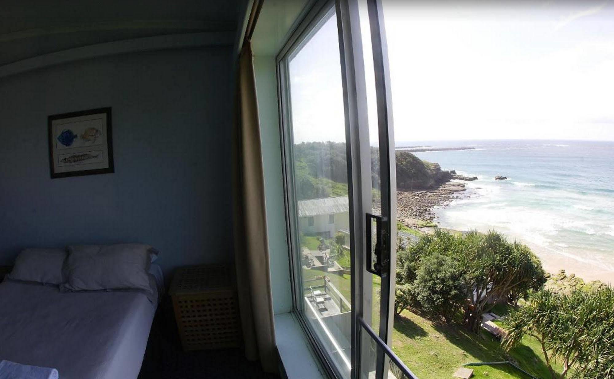 Pacific Hotel Yamba Bagian luar foto